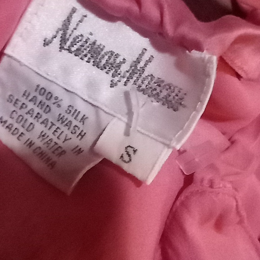GUC: 90's VINTAGE NEIMAN MARCUS; CORAL PINK 100% SILK MAXI NEGLIGEE DRESS! - Picture 3 of 12